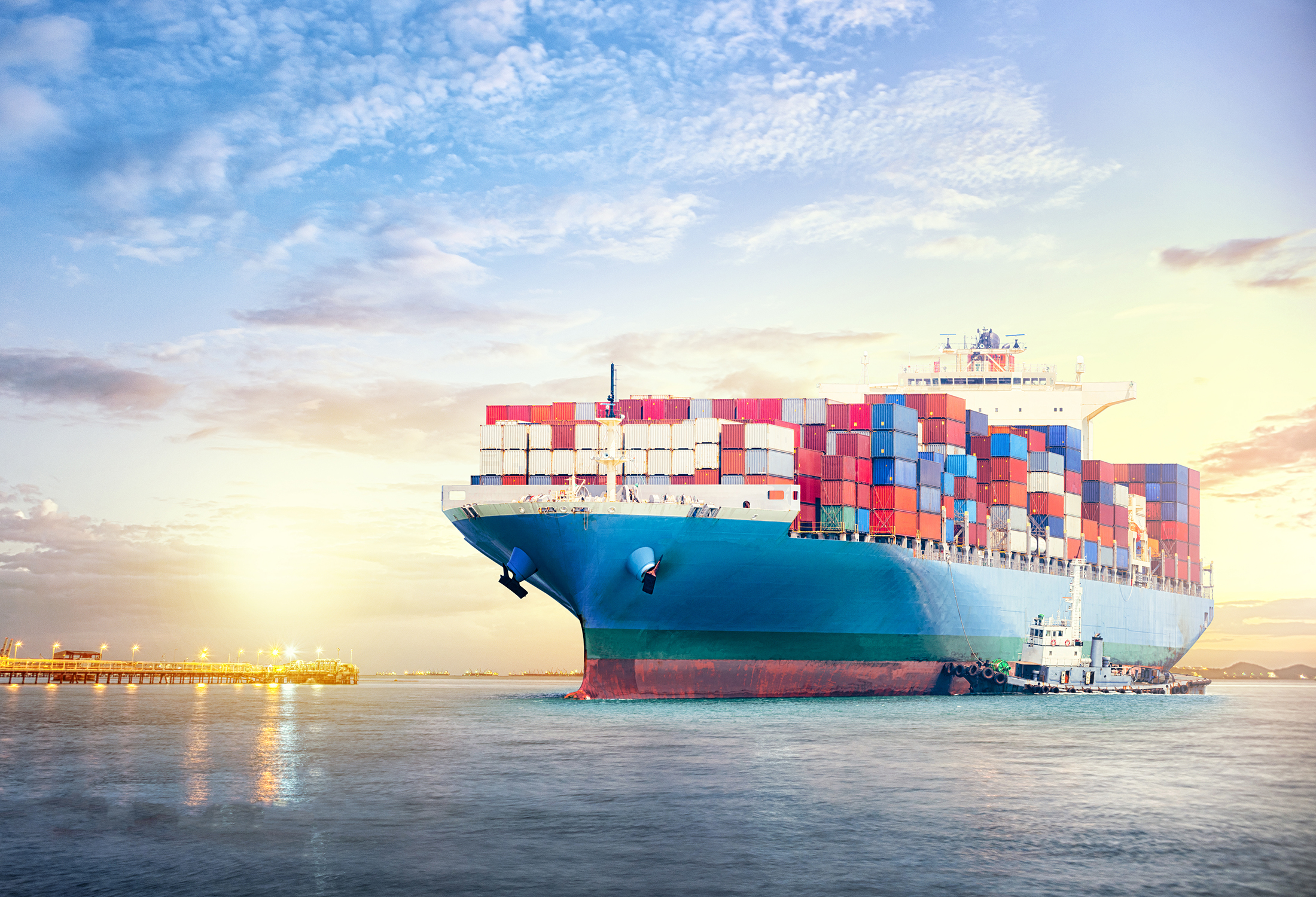 Port workers inspect automotive parts under new 2026 tariff regulations in Latin America.