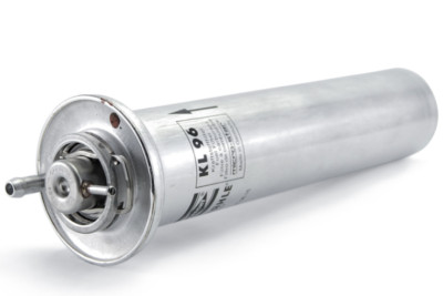 BMW diesel fuel filter 13321709535 with cylindrical plastic housing.