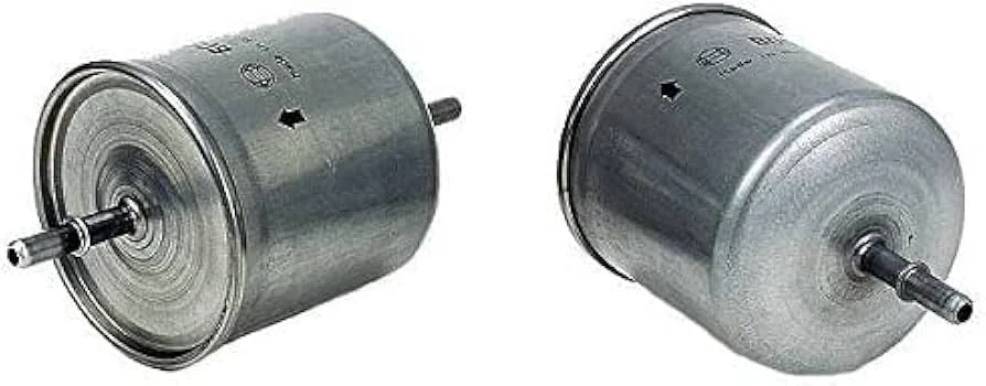 nternal multi-layer filtration structure of 30620512 fuel filter.