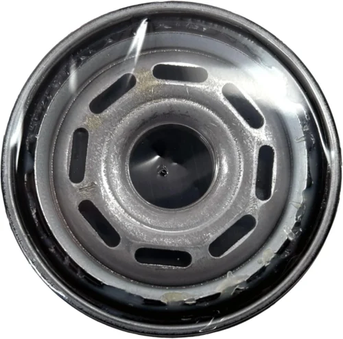 Spin-on oil filter with cylindrical metal body and threaded base plate