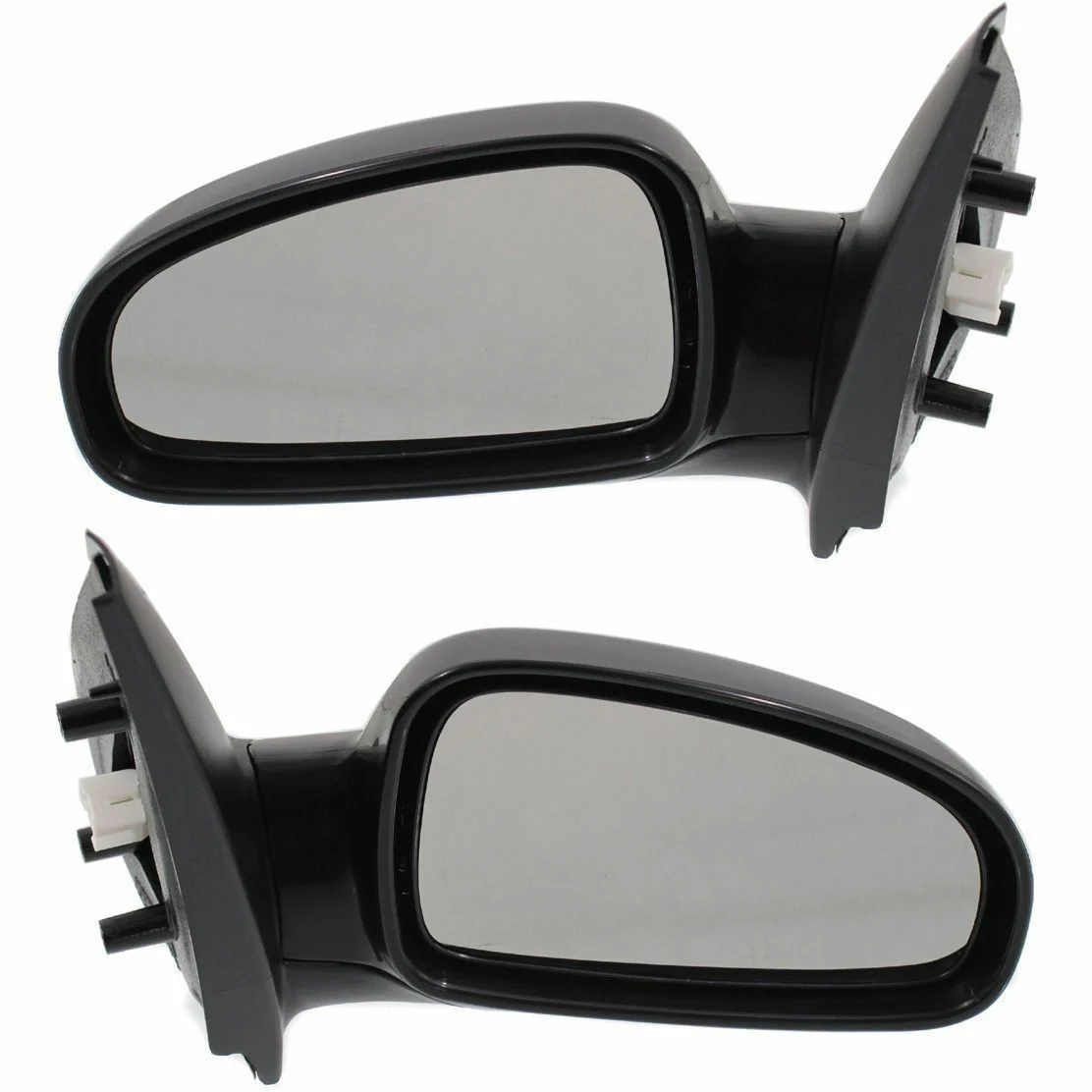 Chevrolet Aveo left side mirror showing flat mirror glass and molded black cover, standard specification.