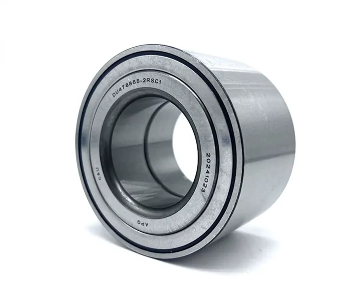 GWM Cannon front wheel bearing 3103100XPW01A, featuring a silver cylindrical steel housing, circular inner bore, and dark bearing seals.